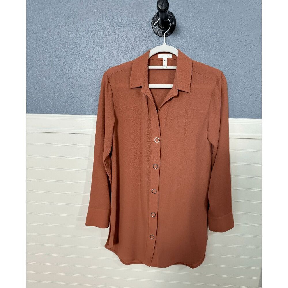 Leith Casual Chic Button-Down Shirt Rust